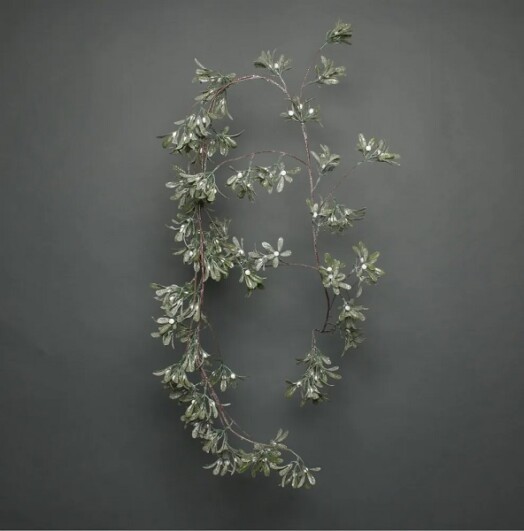 180cm Frosted White Berry Garland